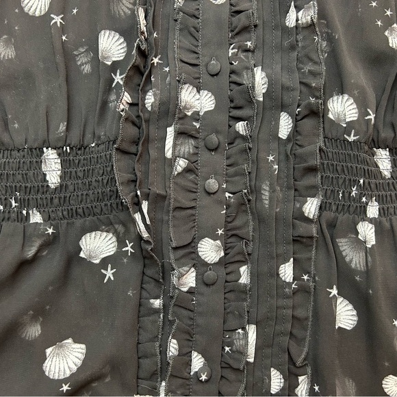 Torrid Sheer Peplum Short Sleeve Ruffled Blouse with Shells, size 3 - Picture 9 of 12